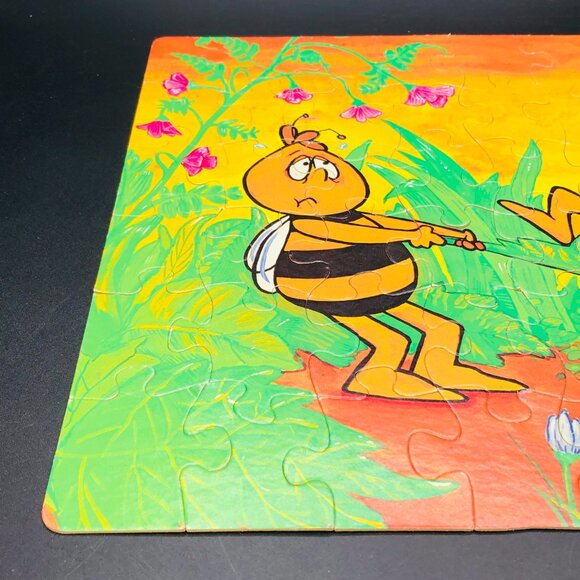 Vintage 70s Maya The Bee Jigsaw Puzzle: 60 pcs COMPLETE, GenX Cartoon Character - Picture 3 of 15